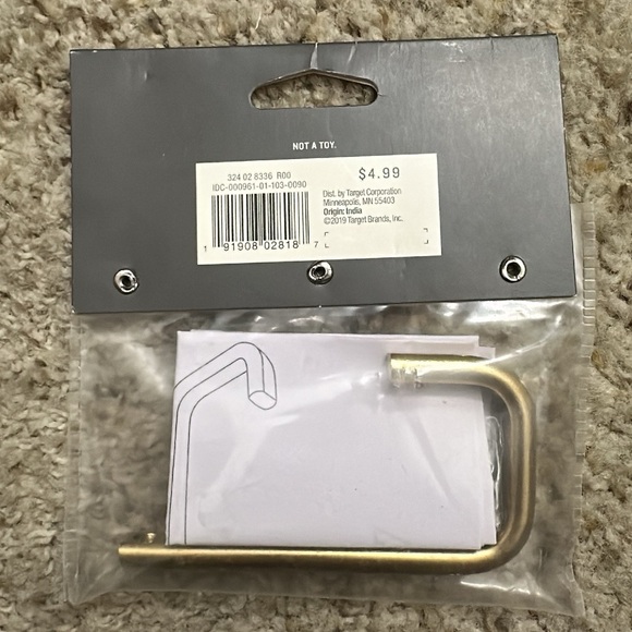 Gold Metal Hook - Picture 2 of 2